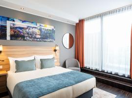 Leonardo Boutique Hotel Linz City Center，位于林茨的带停车场的酒店