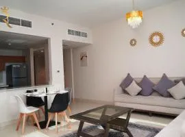 Diamond 2BR Luxurious Retreat in Al Reem