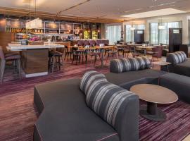 Courtyard by Marriott Fairfax Fair Oaks，位于费尔法克斯的酒店