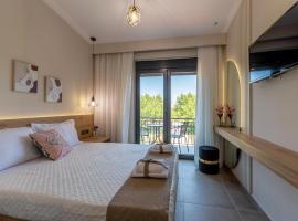 Fragkos Doukas Rooms，位于Kamariotissa的酒店