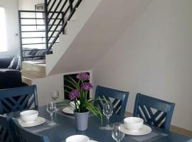 Glenmuir La Ville - Gated Com May Pen，位于May Pen的酒店