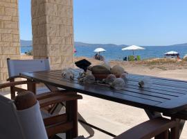 Evi's House，位于坎迪亚的酒店