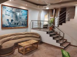Hotel Shripad，位于阿姆劳蒂的酒店