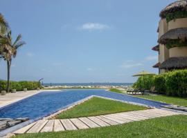 Condo BEACH FRONT PLAYA BLANCA GARDEN，位于锡瓦塔塔内霍的酒店