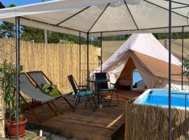 Camping Perla，位于扎达尔的豪华帐篷