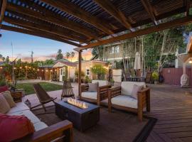 Relax in a Gorgeous 6 Person Quaint Home，位于圣何塞的酒店