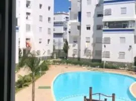 Appartement avec piscine à bouznika