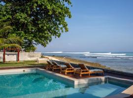 The Ujung Bocur Bungalows，位于Krui的酒店