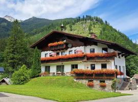 Hotel garni Landhaus Bürtlmair，位于茵特斯托德的乡间豪华旅馆