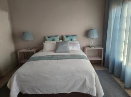 Sunny Guest Room，位于博克斯堡的酒店