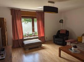 Heufelsen Ferienwohnung，位于Hinterweidenthal的酒店