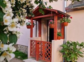 Apartament Strzyżowiec 80，位于Czernica的酒店