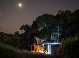 Kokoon Retreats - Northern Rivers NSW，位于Bilambil Heights的豪华帐篷