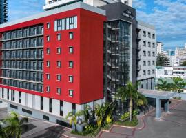 Crowne Plaza - Dar Es Salaam, an IHG Hotel，位于达累斯萨拉姆朱利叶斯·尼雷尔国际机场 - DAR附近的酒店