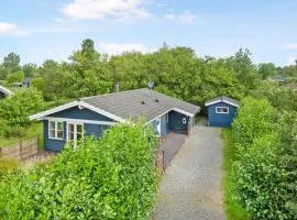 Cozy Cottage In A Quiet Area Close To The Beach