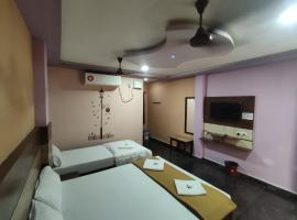 sri Murugan beach paradise hotel，位于马哈巴利普拉姆马哈巴利普兰寺附近的酒店