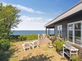 Holiday Home Yasha - 200m from the sea by Interhome，位于海斯勒的酒店