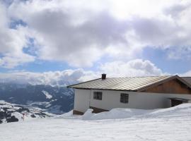 Mountain hut right in the Kitzbühel ski area，位于米特西尔的酒店