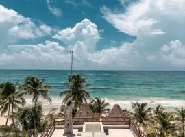 Niken Beachfront Tulum Hotel