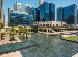 迪拜希尔顿逸林酒店 - 商务湾，位于迪拜商业湾的酒店