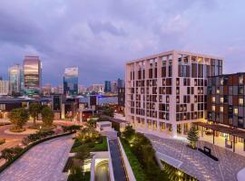 Canopy by Hilton Dubai Al Seef，位于迪拜阿尔卡拉马的酒店