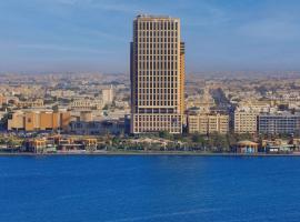 DoubleTree by Hilton Sharjah Waterfront Hotel And Residences，位于沙迦的公寓