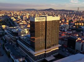 Doubletree by Hilton Istanbul Umraniye，位于伊斯坦布尔亚洲一侧的酒店