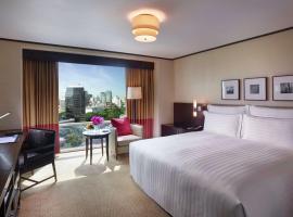 曼谷港丽公寓酒店，位于曼谷曼谷中央商务区的酒店