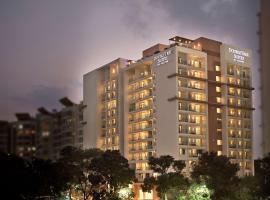 DoubleTree Suites by Hilton Bengaluru Outer Ring Road，位于班加罗尔HSR Layout的酒店