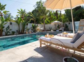 Cali Luxury Dream Hideaway，位于伍德兰希尔斯的酒店