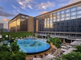 Hilton Manila，位于马尼拉马尼拉国际机场 - MNL附近的酒店