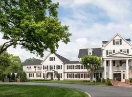 The Oaks Waterfront Hotel