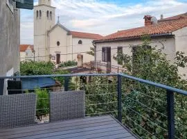 Nice Apartment In Funtana With Kitchen