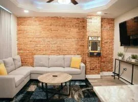 Sleek and Cozy Micro Fells Point Residence!