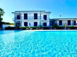 Scalea Apartments & Pool