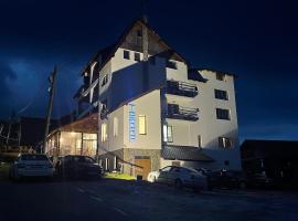 Cabana Restaurant TERRA，位于兰卡的滑雪度假村