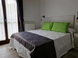 Apartamentos Villa de Panes - La Milera