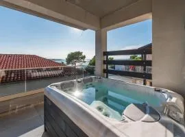Apartments Oliv'e with jacuzzi