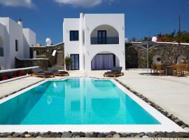 Lovely Santorini Villa 3 Bedrooms Villa Petra Private Pool and Outdoor Dining Area Exo Gialos，位于卡特瑞杜斯的海滩短租房