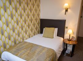 Cross Hands Hotel by Greene King Inns，位于亚特的酒店