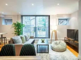 Stunning 3-Bed House in central London
