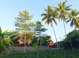 Angler Homestay & Joglo，位于Soprayan的酒店
