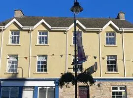 Paddy Mac's Self Catering Holiday Bar