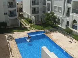 Mirabaie by DREAMS HILLS -Famille 7 pers -Terrasse vue piscine -Garage -WiFi -5 minutes en voiture Plage Malabata & Parc aquatique