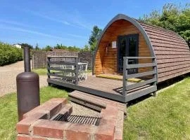 MegaPod 1 at Lee Wick Farm Cottages & Glamping