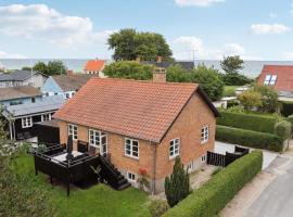 3 Bedroom Lovely Home In Samsø，位于Ballen的酒店