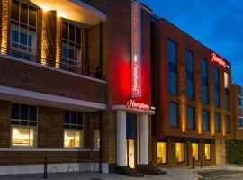 Hampton by Hilton London Park Royal，位于伦敦伊林的酒店