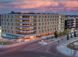 Hampton by Hilton Ashford International，位于阿什福德的酒店