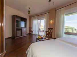 Hotel Wellness Marbella Hills，位于奥亨的酒店
