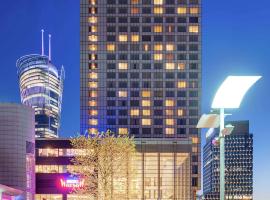 Hilton Warsaw City Hotel，位于华沙的酒店